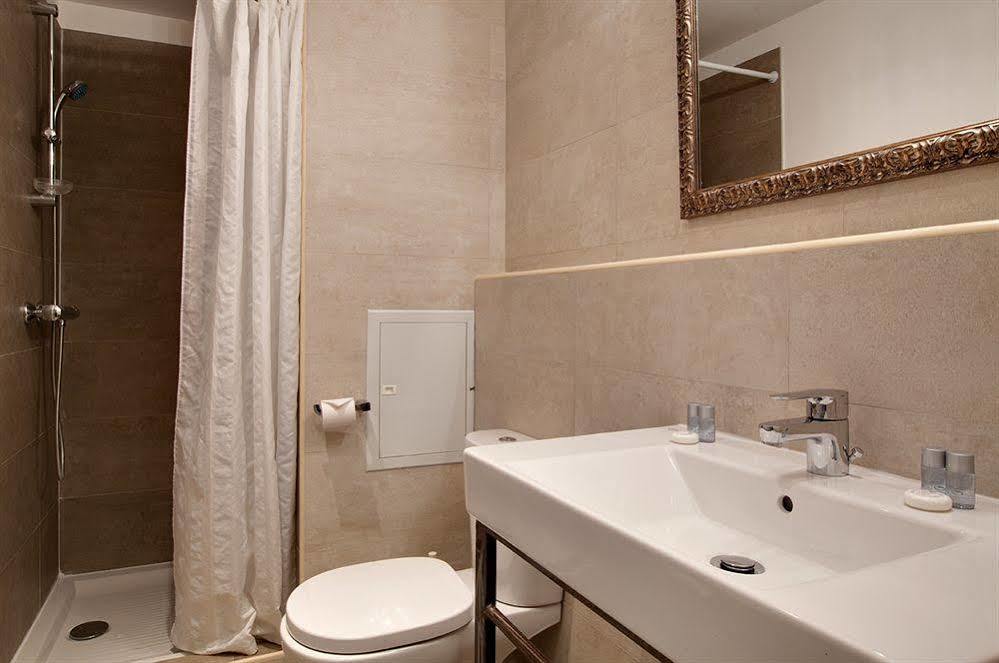 אביניון La Maison Des Augustins 4 Stars Spa Et Fitness מראה חיצוני תמונה